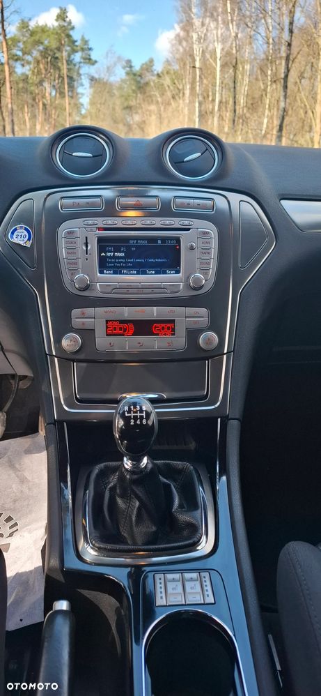 Ford Mondeo 2.0 TDCi Champions Edition - 17