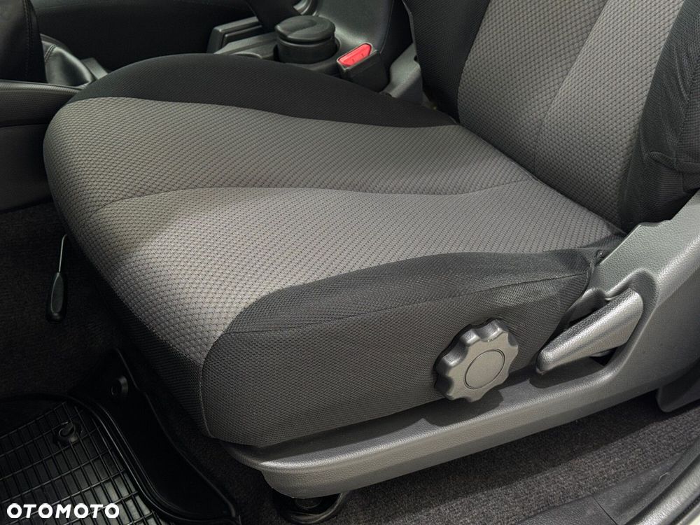 Mitsubishi L200 2.2 d DC Invite - 11