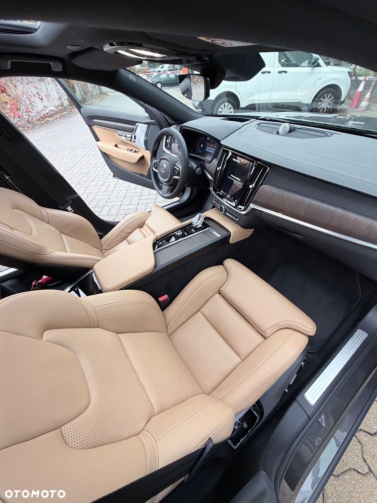 Volvo S90 - 18