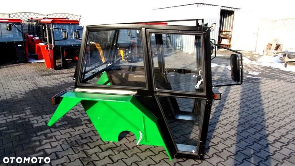 Kabina Kabiny C360 C-360 C 360 z błotnikami. DOSTAWA !!! TANIO !!! - 4
