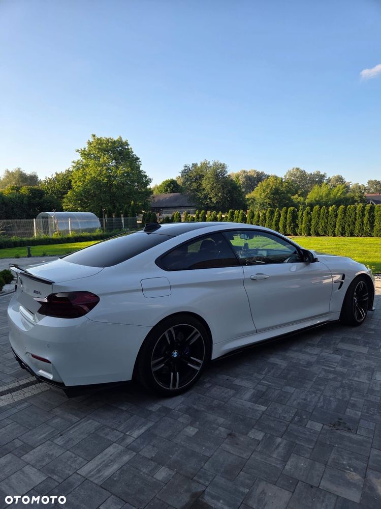 BMW M4 - 5