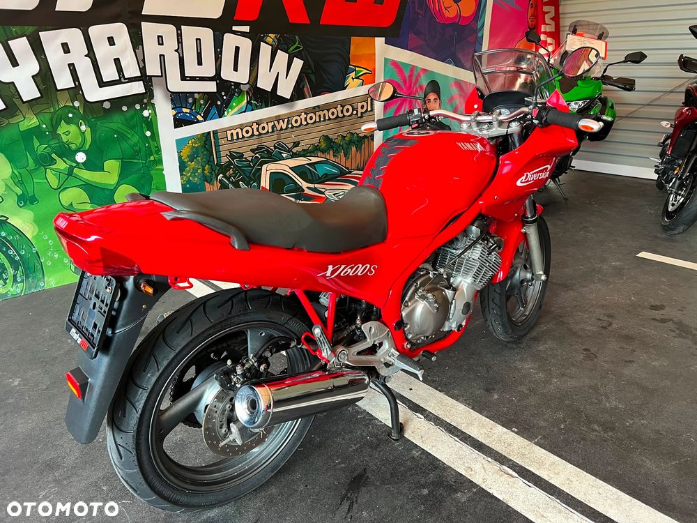 Yamaha XJ - 5