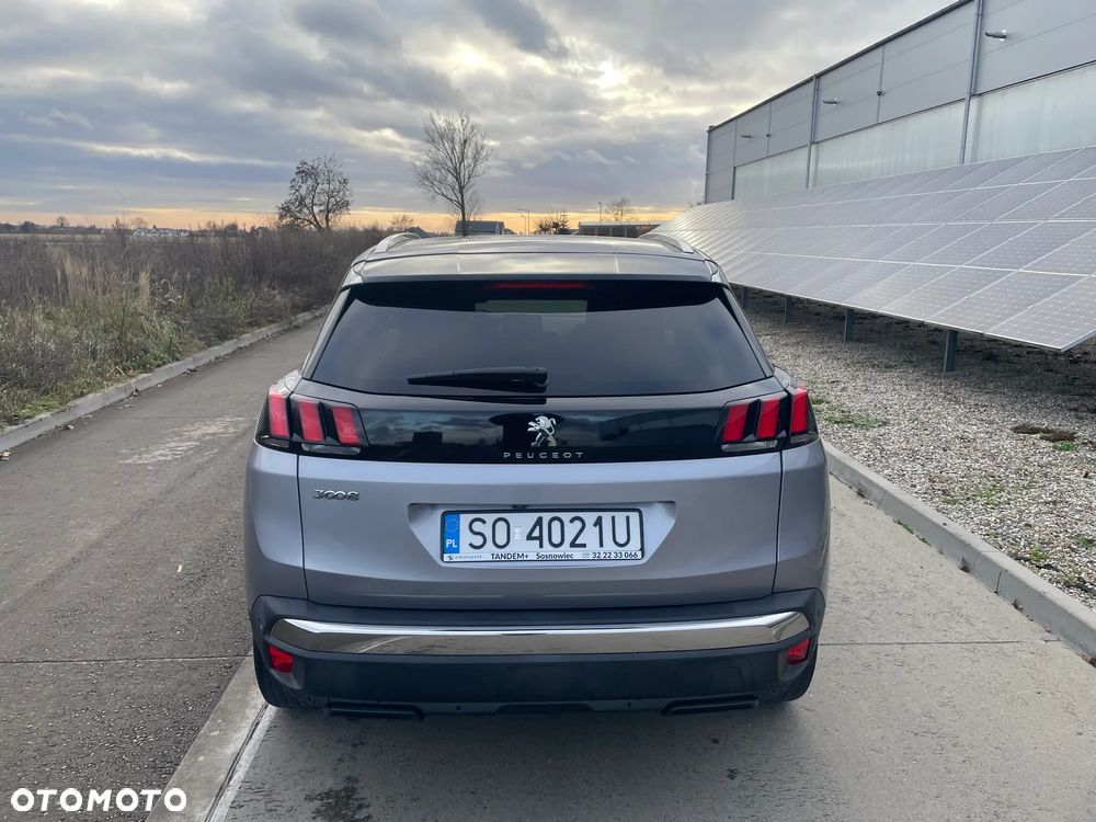 Peugeot 3008 1.2 PureTech Allure S&S EAT8 - 18