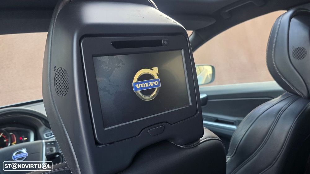 Volvo XC 60 2.4 D5 R-Design AWD S/S 139g - 46