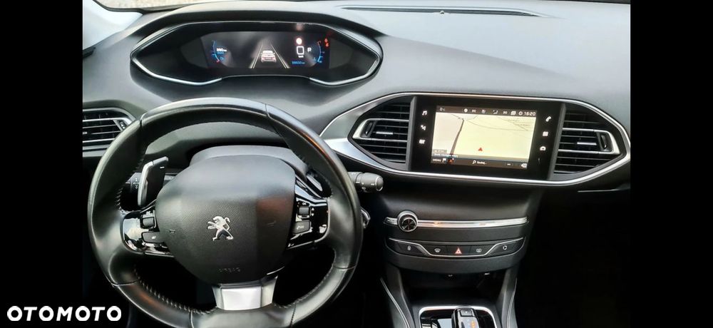 Peugeot 308 BlueHDi FAP 130 EAT8 Stop & Start GT Pack - 27