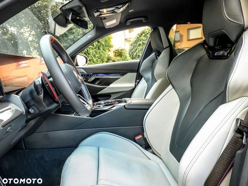 BMW M5 PHEV - 6
