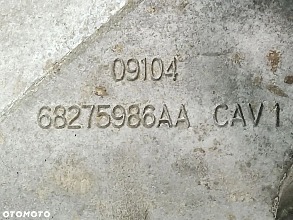 JEEP GRAND CHEROKEE WK2 6.4 SRT 16-21r Poduszka Łapa Silnika Skrzyni - 4