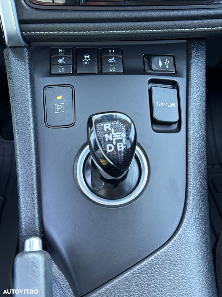 Toyota Auris 1.8 VVT-i Automatik Edition - 27