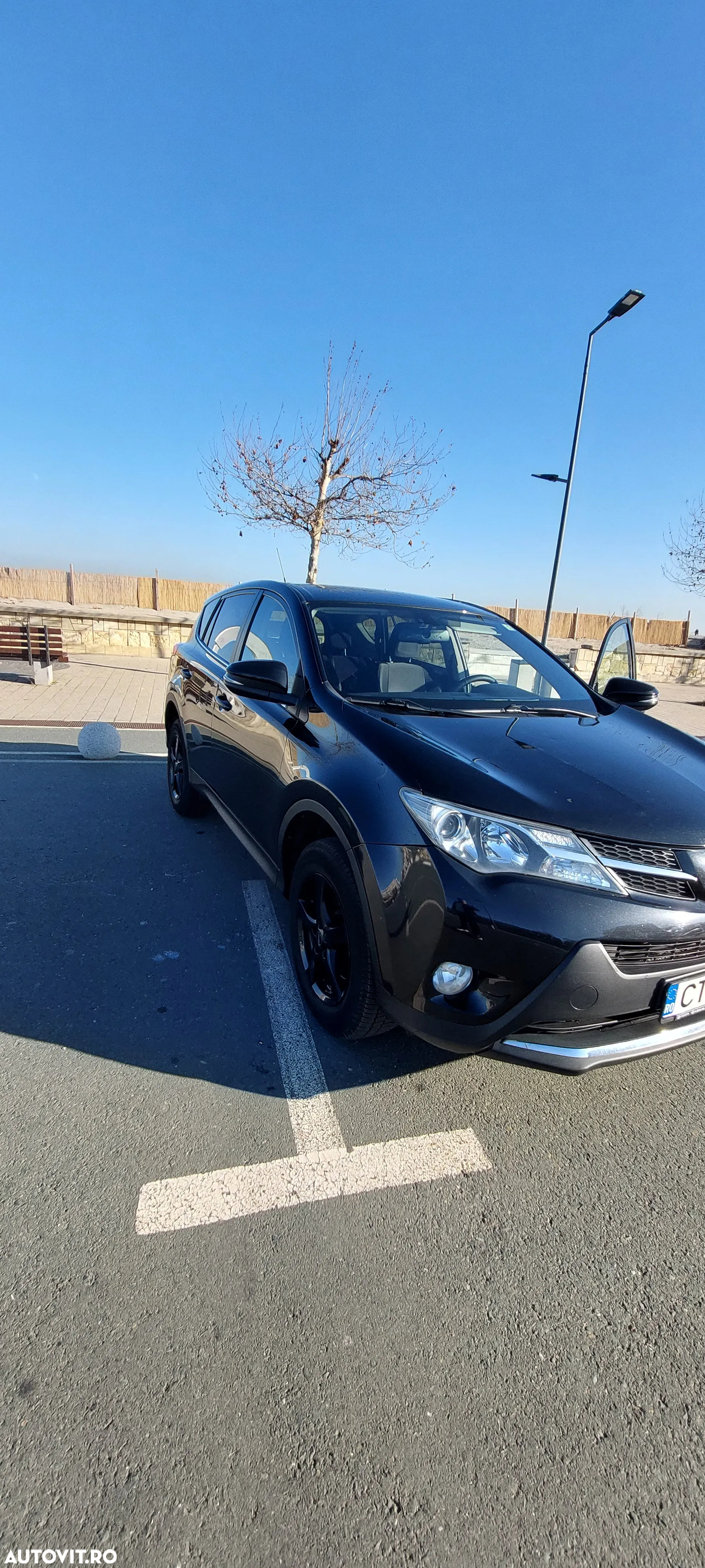 Toyota RAV4 - 7