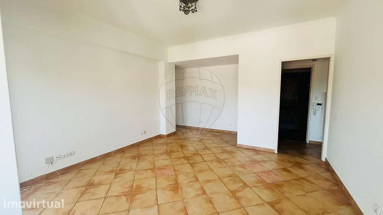 Apartamento T1 para arrendamento - Grande imagem: 4/14