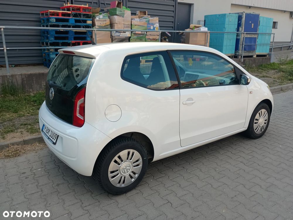 Volkswagen up! - 3