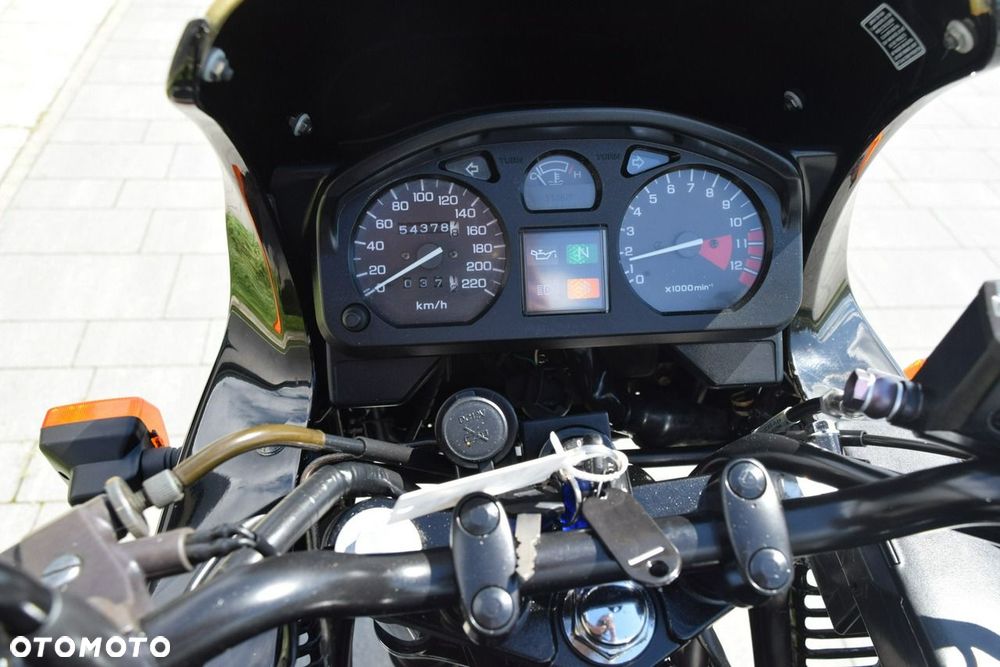 Honda CB - 11