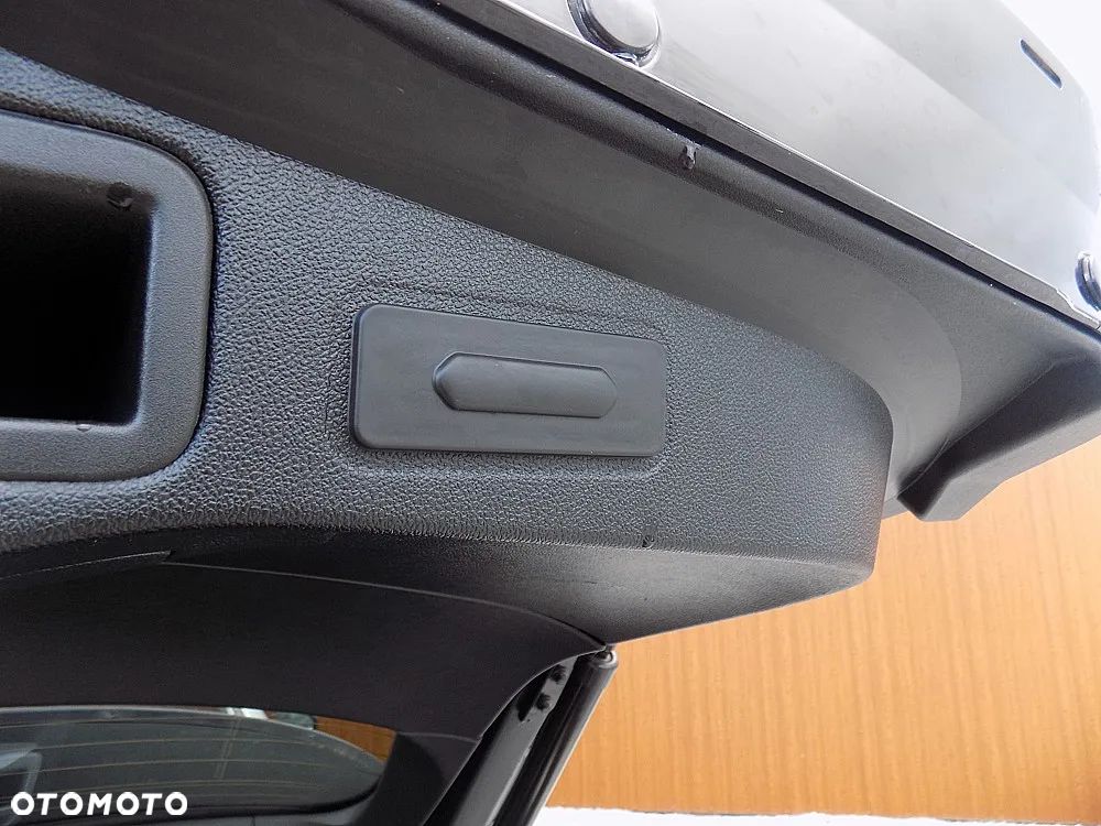 Renault Talisman Grandtour ENERGY TCe 200 EDC INITIALE PARIS - 25