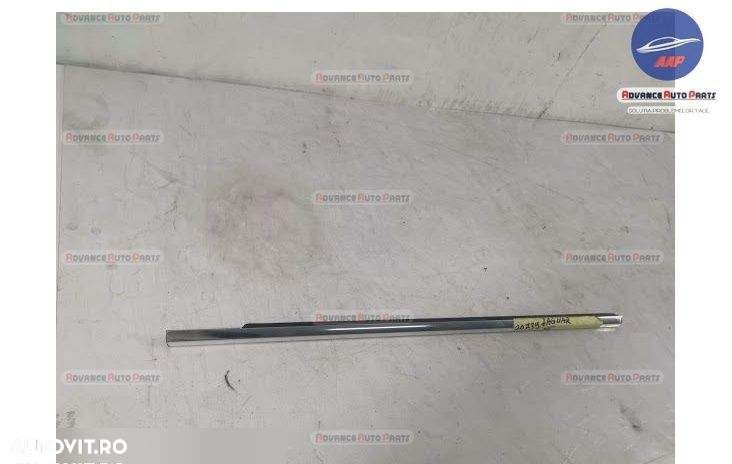 Ornament Cromat Perie Geam Usa Dreapta Fata Jaguar  XE  X760 [2014 - 2 - 2