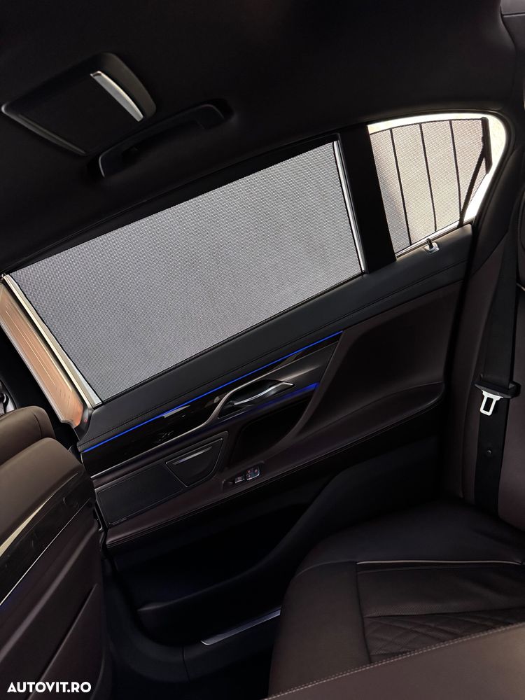 BMW Seria 7 740d xDrive - 28