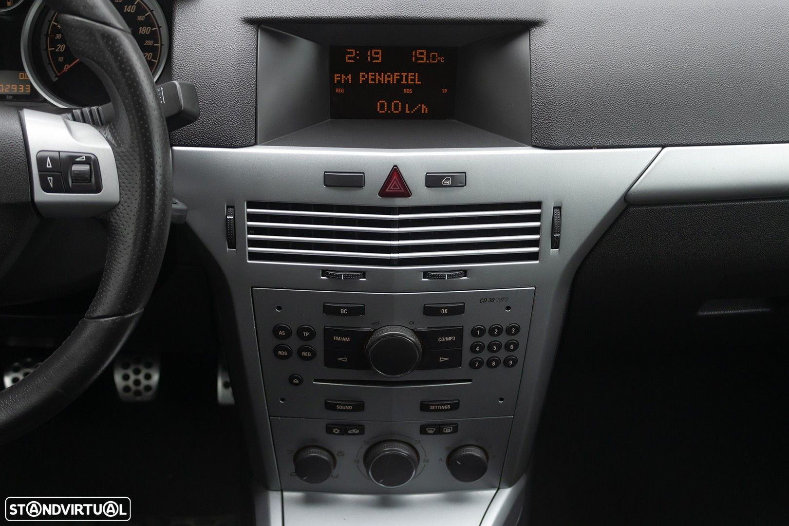 Opel Astra GTC 1.3 CDTi - 9