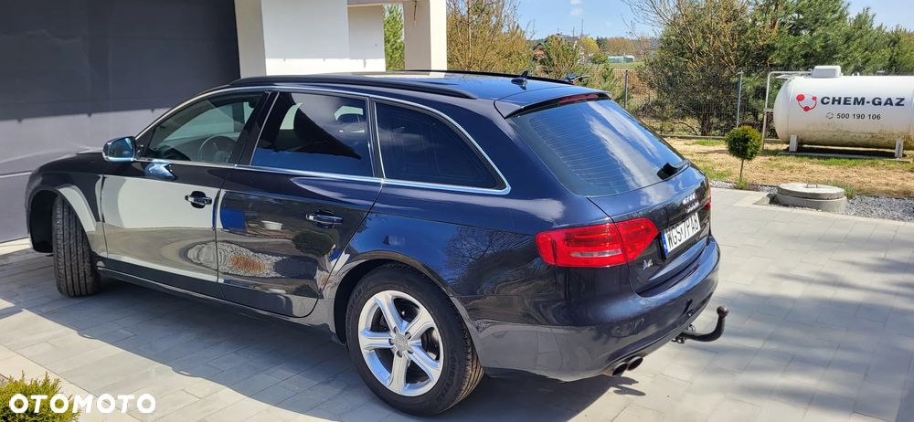 Audi A4 Avant - 4