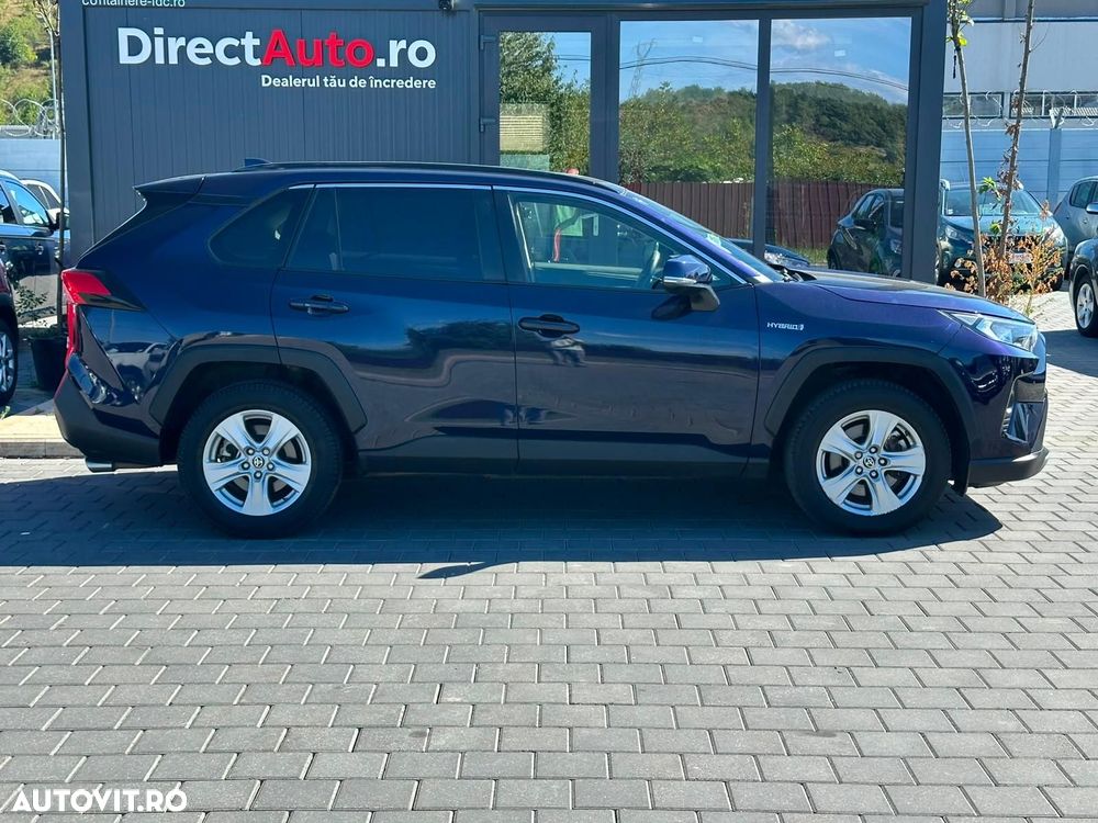 Toyota RAV4 - 11