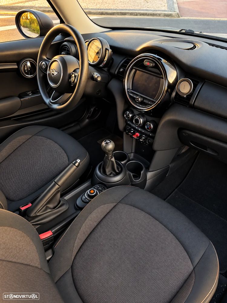 MINI 3 Portas - 8