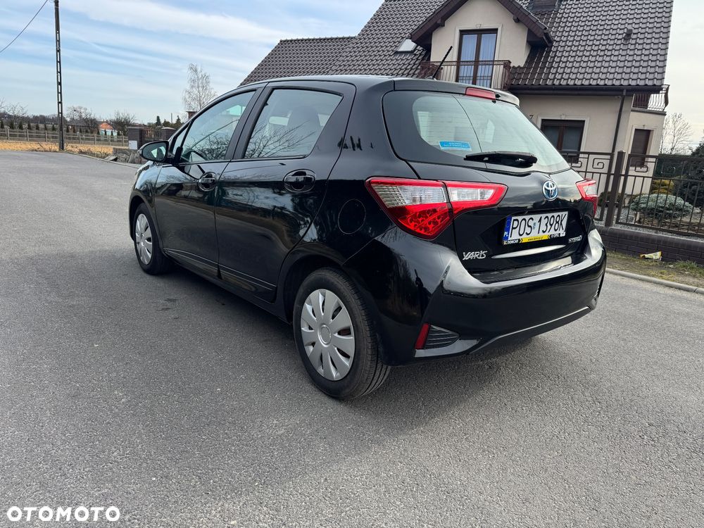 Toyota Yaris 1.5 VVT-i Comfort mit Design Paket - 6