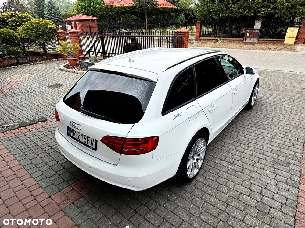 Audi A4 Avant - 11
