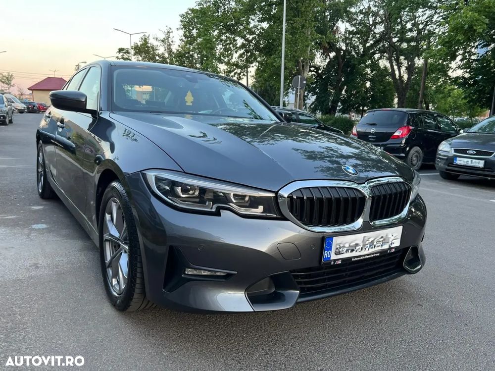 BMW Seria 3 330i AT - 1