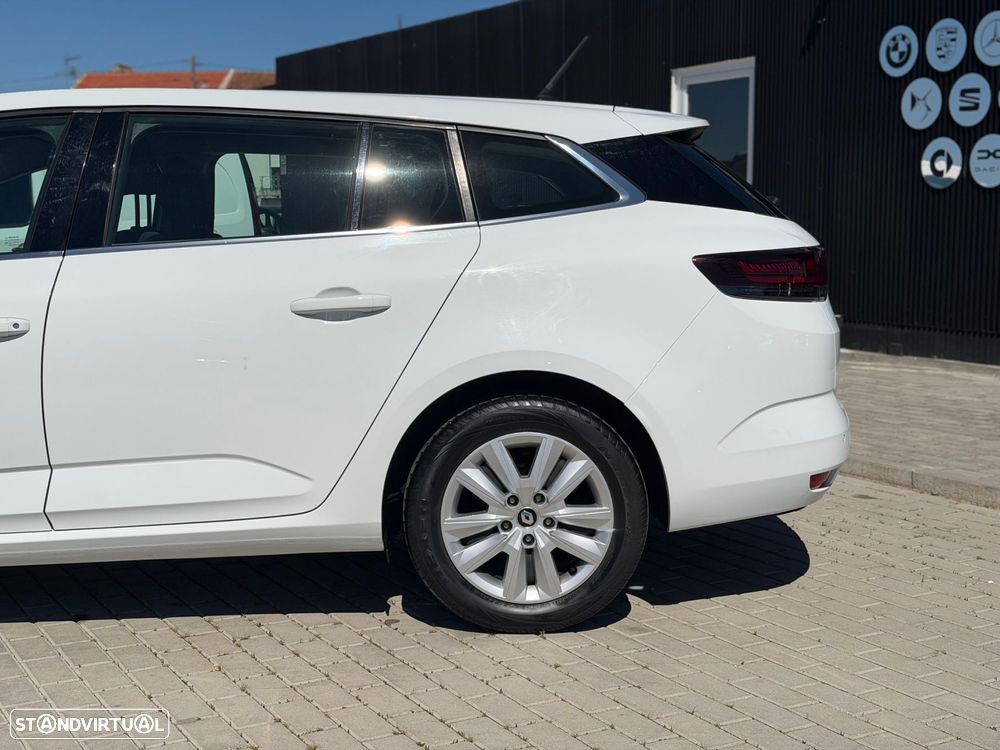 Renault Mégane Sport Tourer 1.5 Blue dCi Equilibre - 4