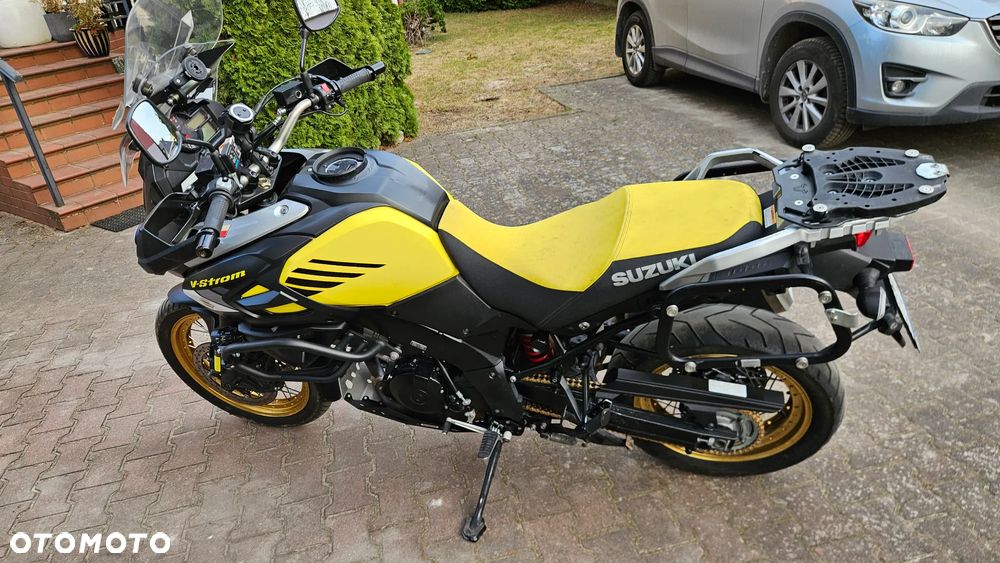 Suzuki V-STROM - 3