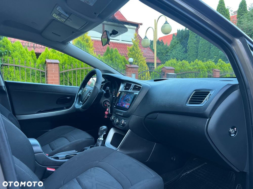 Kia Ceed 1.6 GDI Spirit - 23