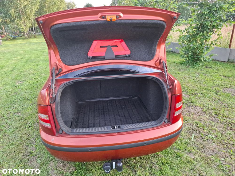 Skoda Fabia 1.4 16V Classic - 11