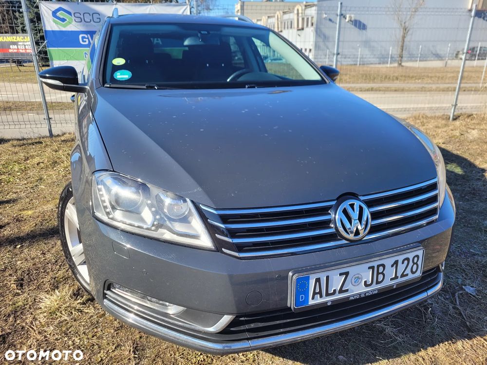 Volkswagen Passat Variant 2.0 TDI DSG BlueMotion Technology Exclusive - 4