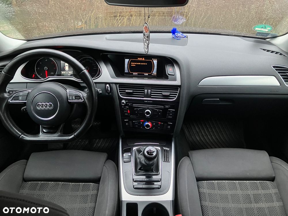 Audi A4 Avant 2.0 TDI - 9