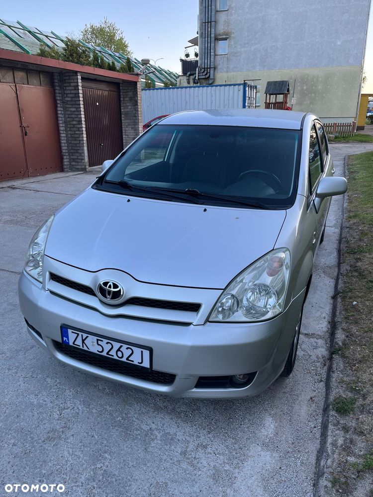 Toyota Corolla Verso 1.8 Sol - 1