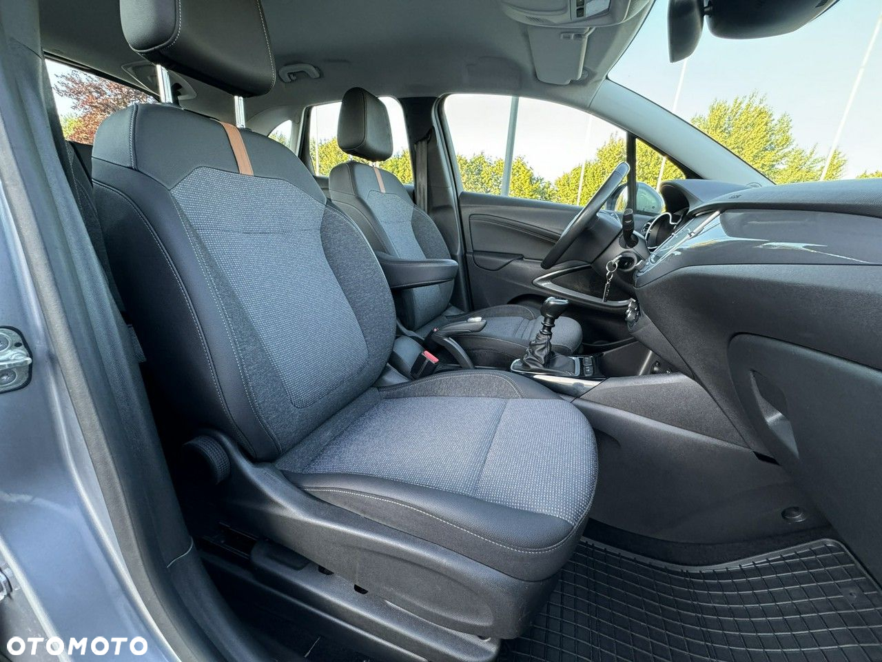 Opel Crossland 1.5 Diesel Business Edition - 37