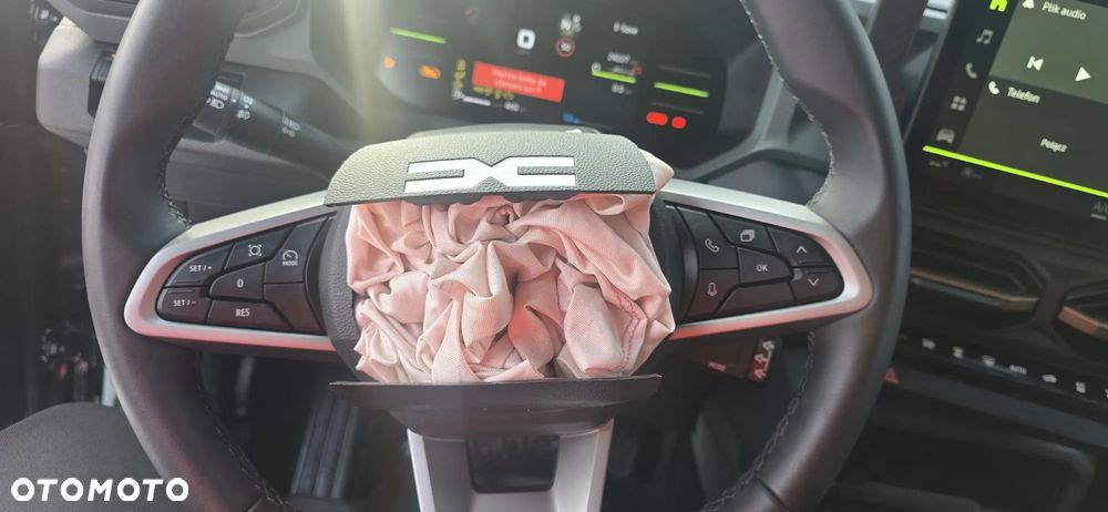 Dacia Duster 140 Journey - 27