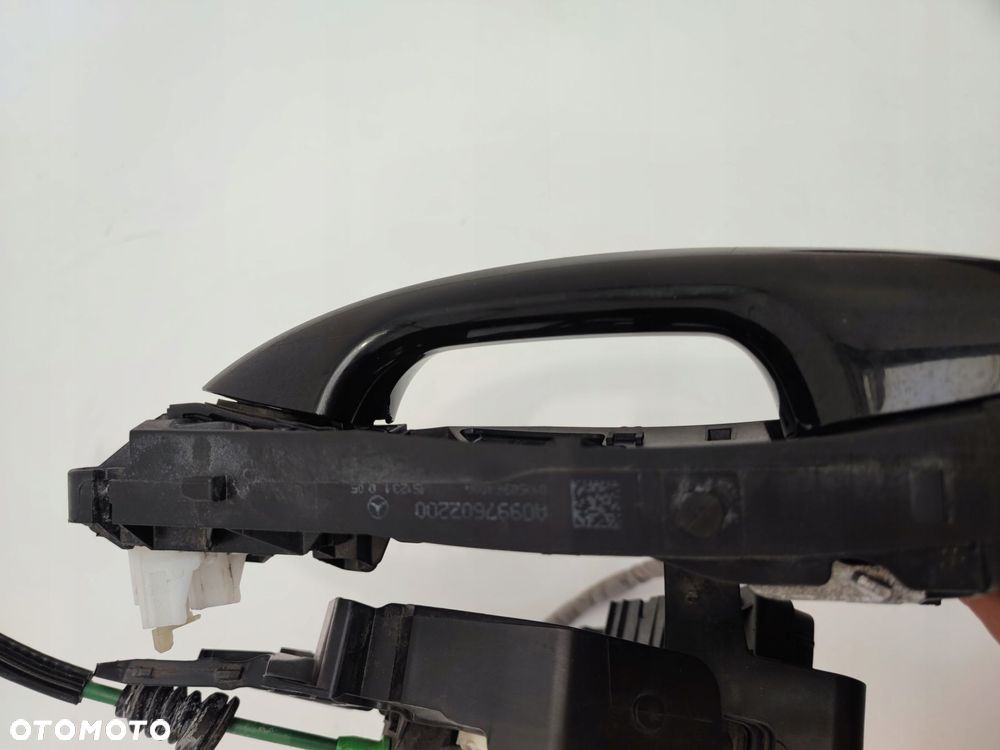 MERCEDES C W205 ZAMEK KLAMKA KEYLESS PRAWY - 4