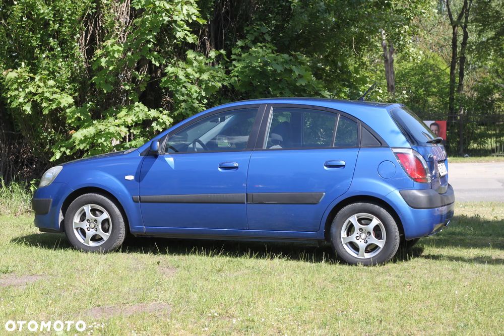 Kia Rio 1.4 Comfort - 6