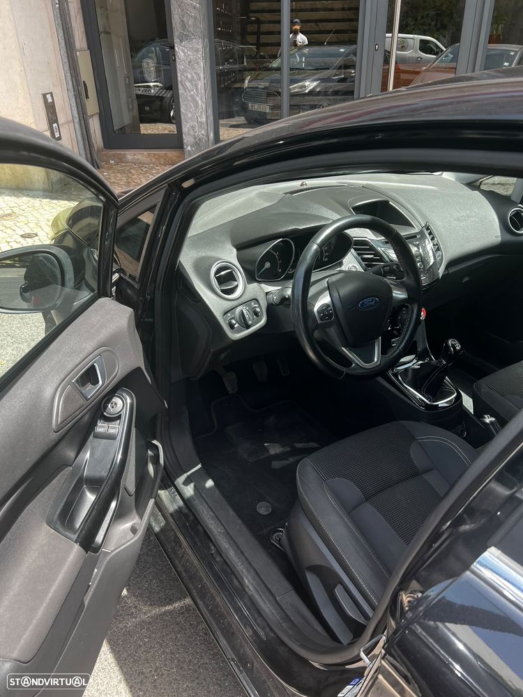 Ford Fiesta - 5