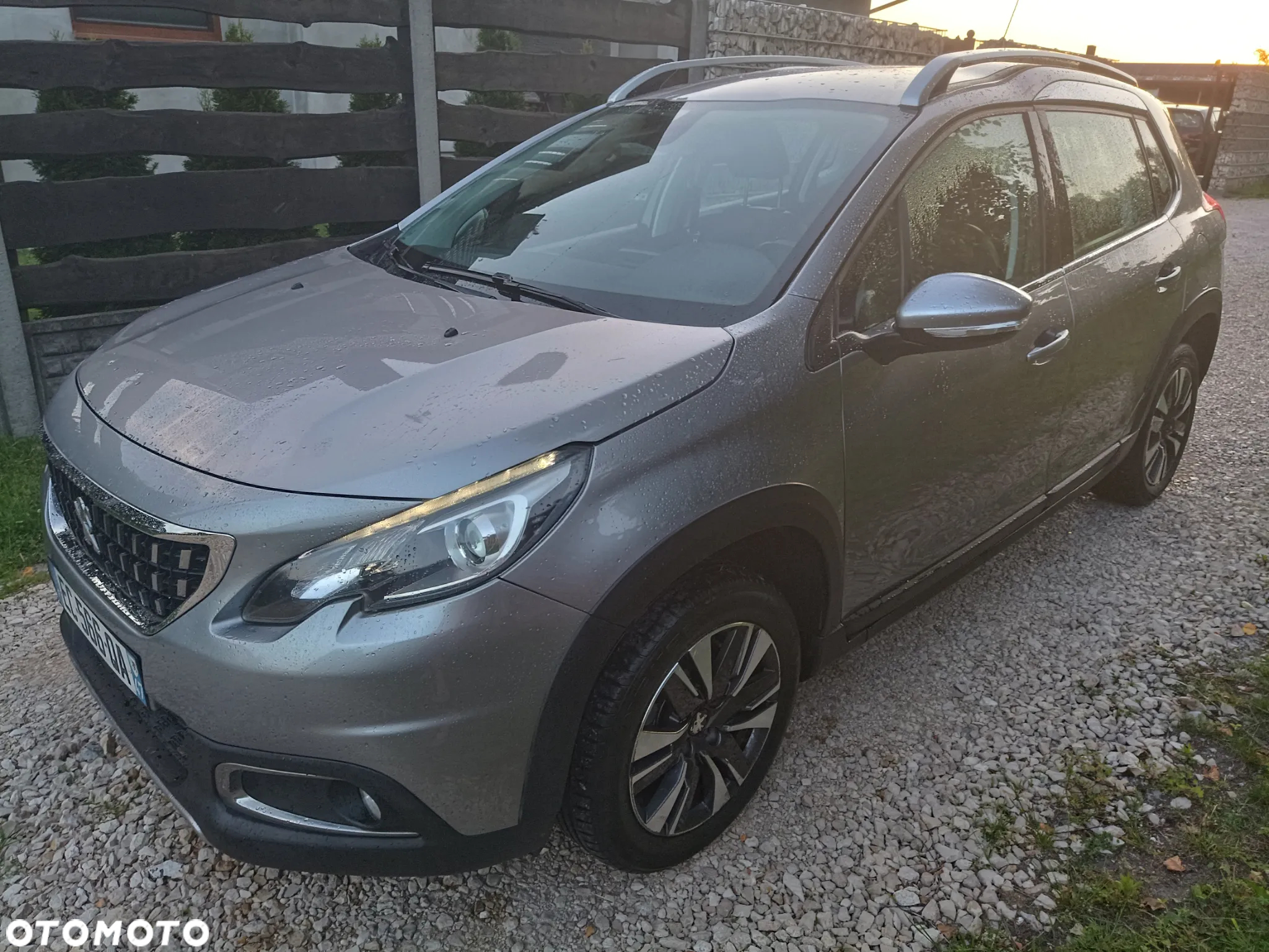 Peugeot 2008 BlueHDi 100 STOP & START Allure - 7