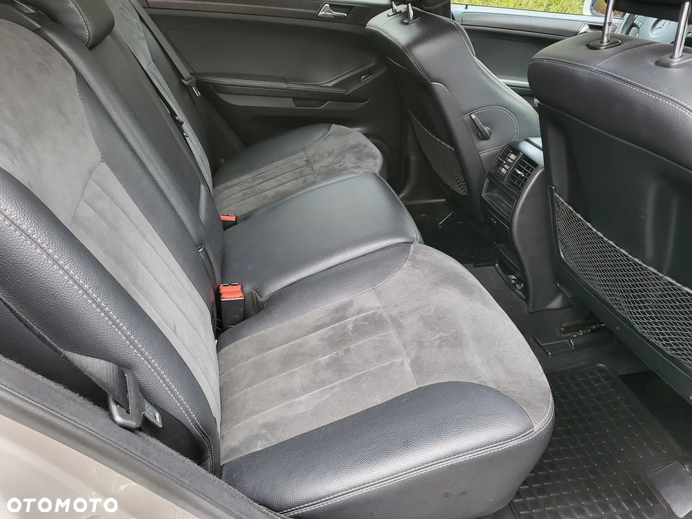 Mercedes-Benz ML - 16