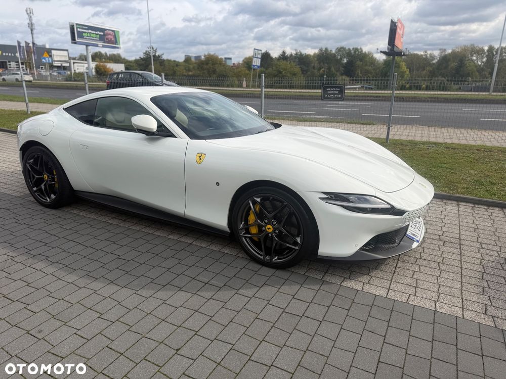 Ferrari Roma - 13