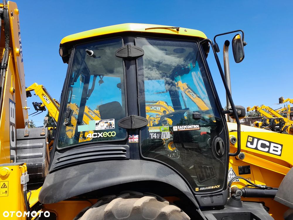 JCB JCB 4CX AEC  2018r - 9