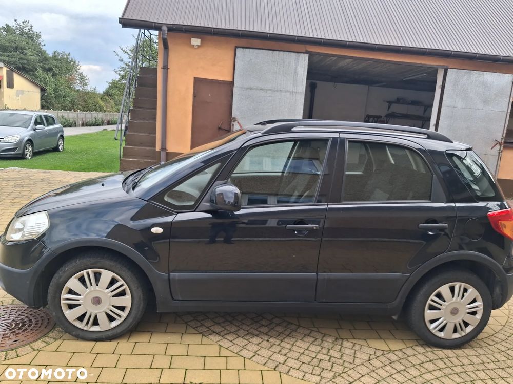 Fiat Sedici 1.6 16V 4x2 Emotion - 5