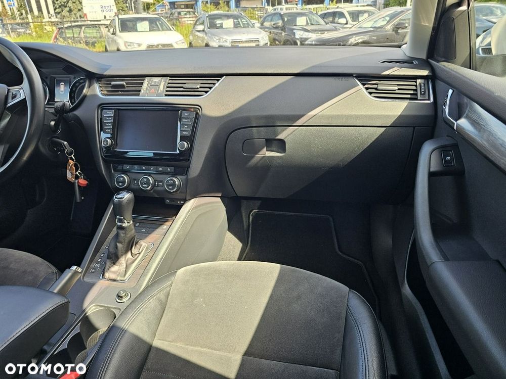 Skoda Octavia 2.0 TDI 4x4 DSG Scout - 21