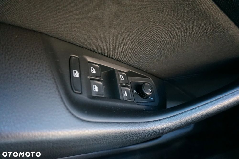 Volkswagen Passat 2.0 TDI BMT Comfortline - 8