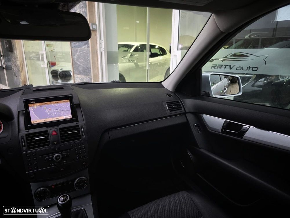 Mercedes-Benz C 220 CDi Avantgarde BlueEfficiency - 22