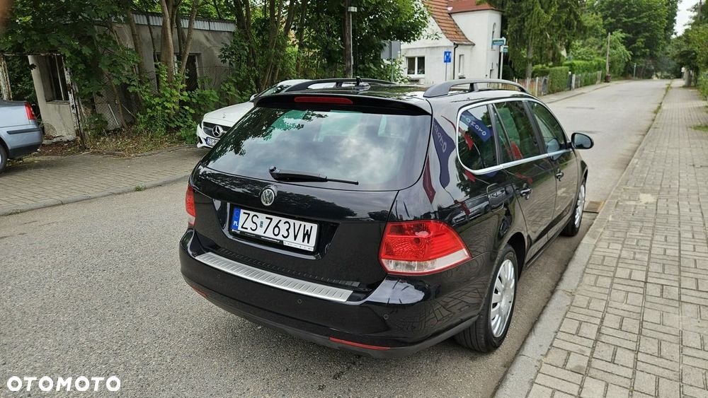 Volkswagen Golf 2.0 TDI DPF Highline - 10