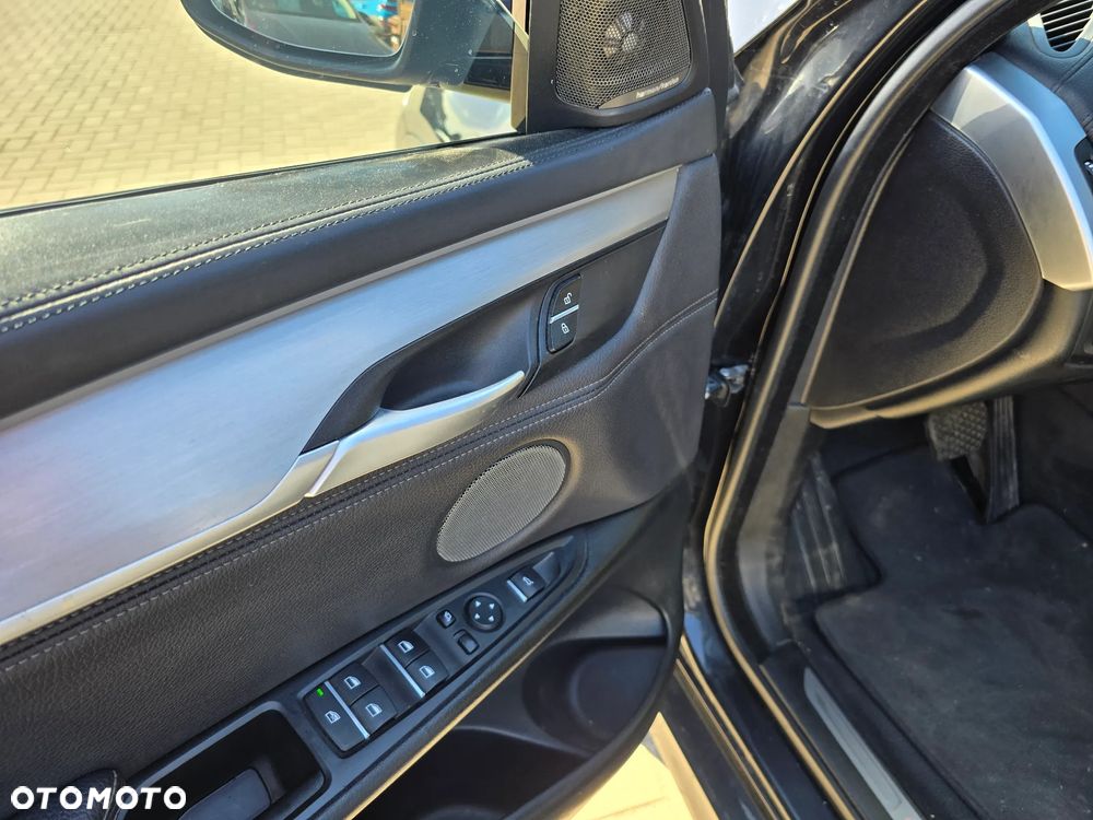 BMW X6 - 24