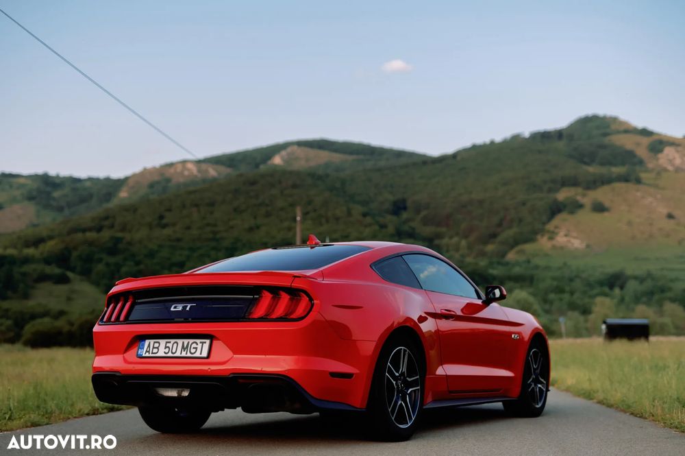 Ford Mustang 5.0 V8 GT - 5