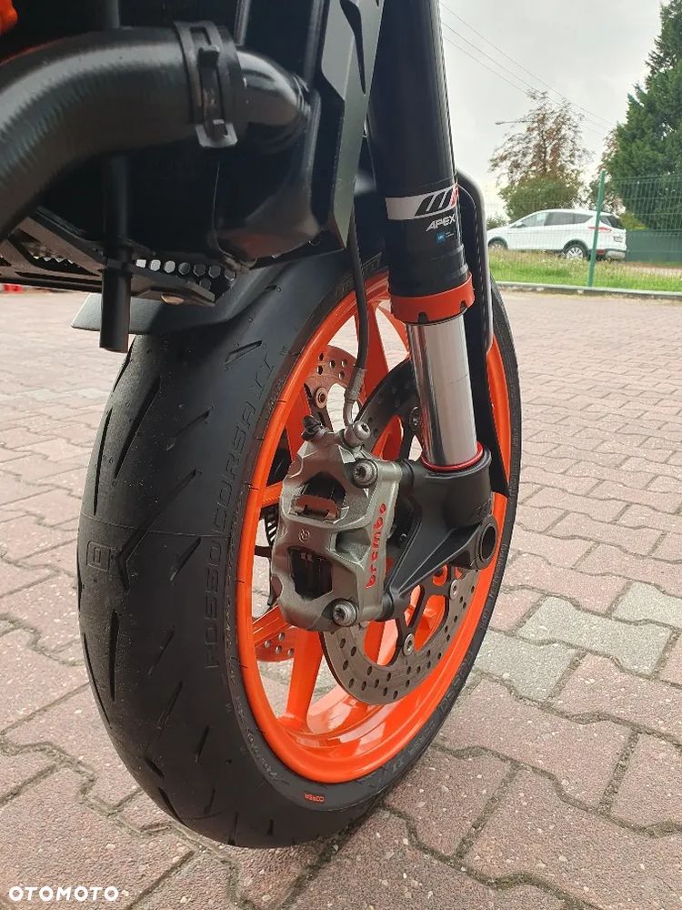 KTM DUKE 890 - 38